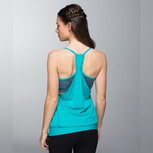 Lululemon No Limits Tank
Blue Tropics / Wee Are From Space Blue Tropics size 4